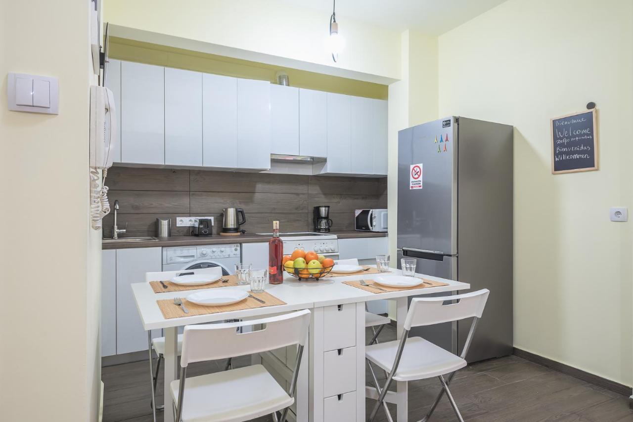 Superb Acropolis View 3Bd Apt In Historical Center أثينا المظهر الخارجي الصورة